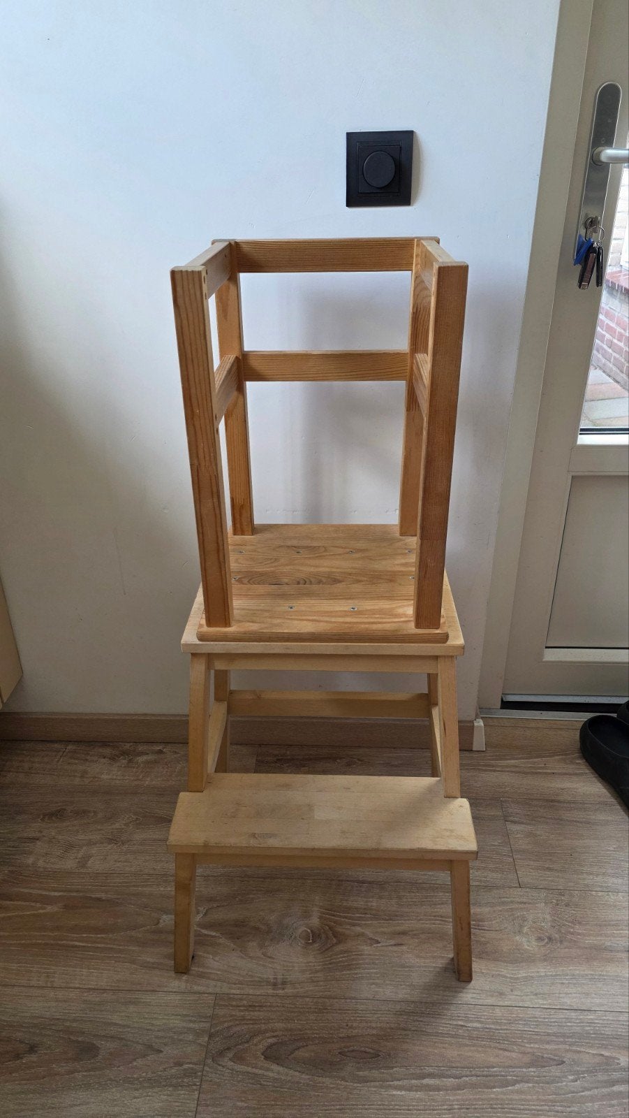 Learning tower / Keukenhulpje - IKEA hack, Kinderen en Baby's, Kinderstoelen, Ophalen