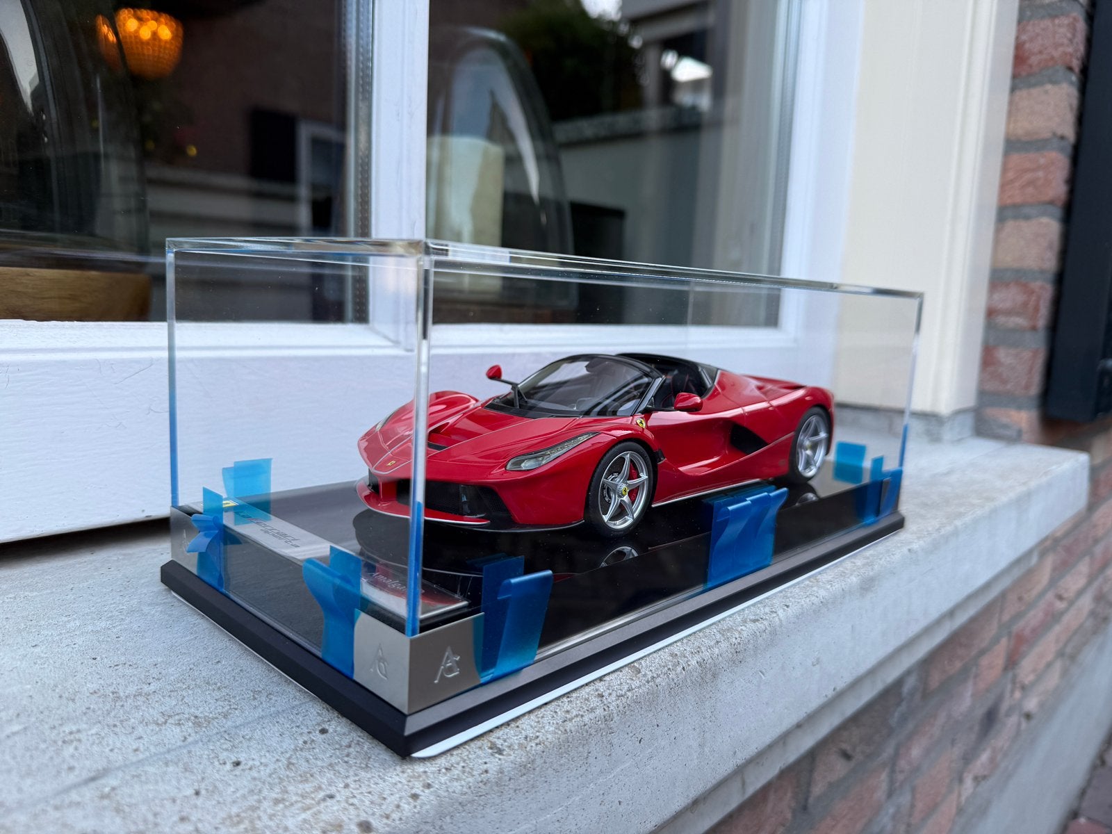 1:18 Ferrari LaFerrari Aperta rood Amalgam M5905-743, Hobby en Vrije tijd, Modelauto's | 1:18, Overige merken, Bristol, England, UK