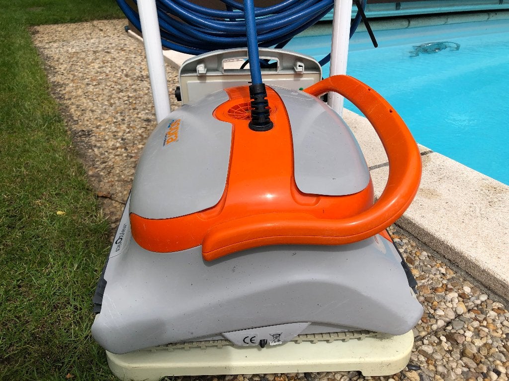 Zwembadrobot dolphin, Ophalen, Zo goed als nieuw