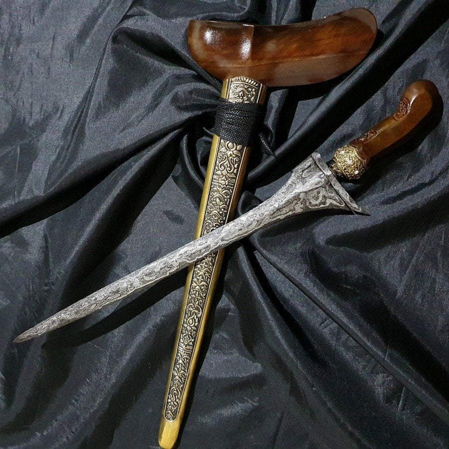 Antieke Keris Yudho Gati Pamor Ngulit Semangka Mataram KNK07, Wapen, Verzenden, Overige materialen, Indonesië