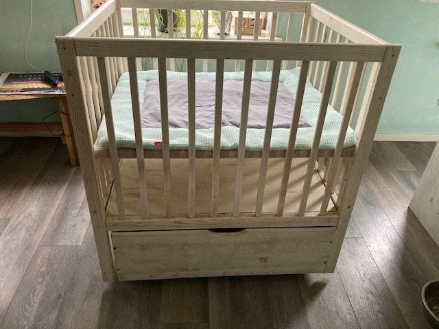 kinderbox, Kinderen en Baby's, Boxen, Ophalen of Verzenden, Gebruikt, Wieltjes