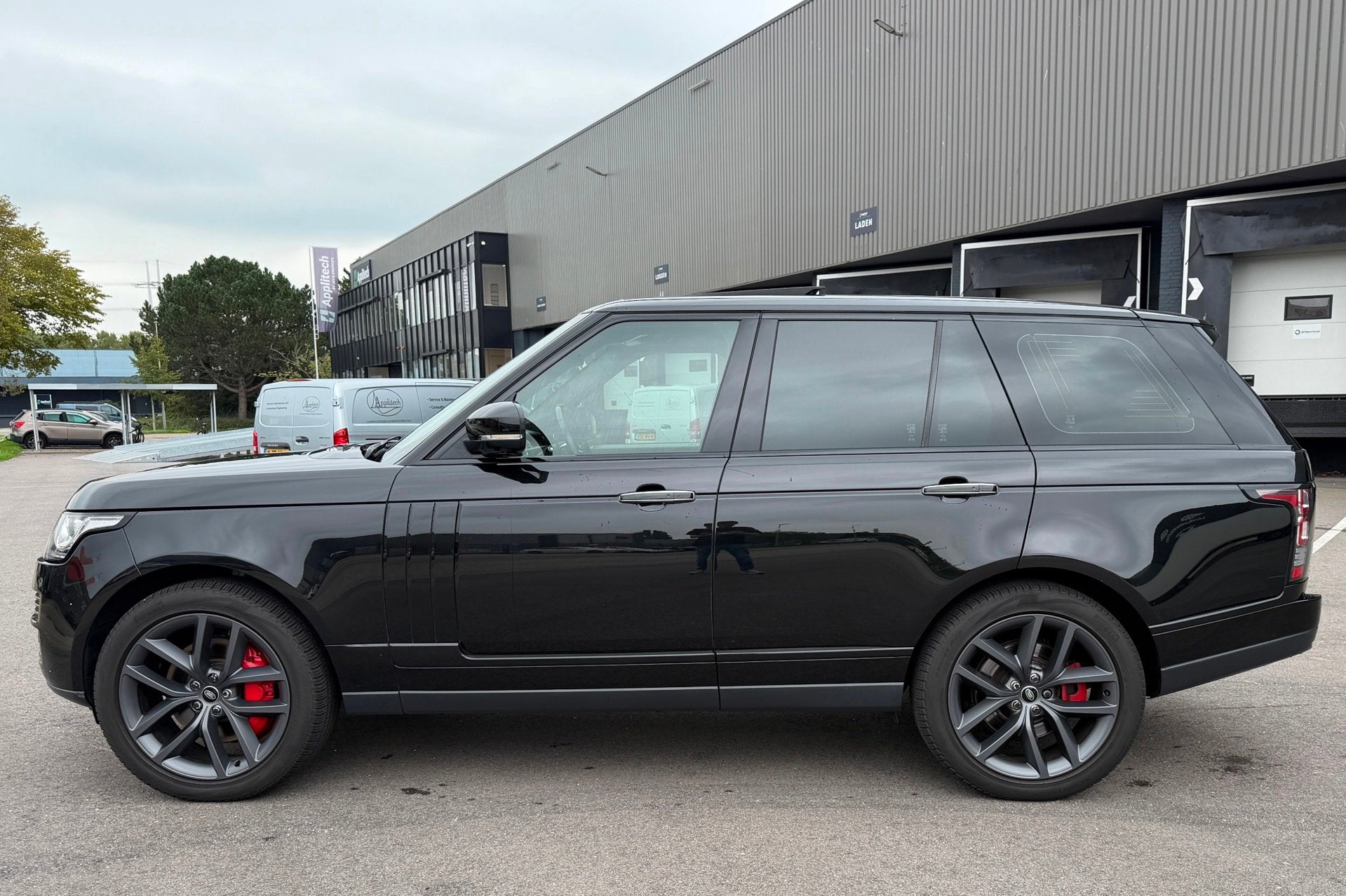 Land Rover Range Rover 4.4 SDV8 Autobiography PANO/MASSAGE/S, Auto's, Automaat, Euro 5, Gebruikt, Bedrijf