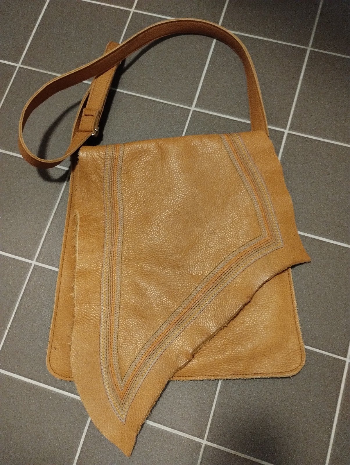 Undine Design leren schoudertas, Ophalen of Verzenden