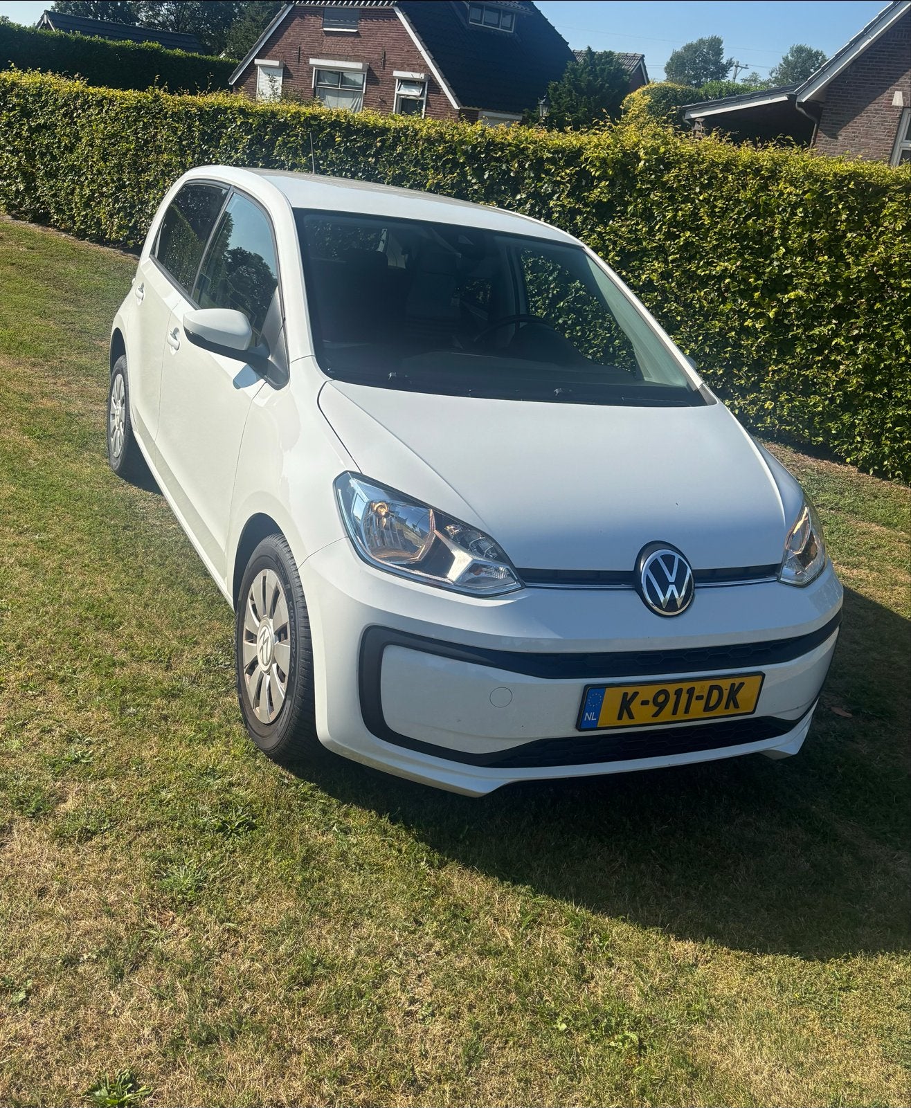 Volkswagen up! 1.0 60PK 4D BMT 2020 Wit, Auto's, Voorwielaandrijving, Stof, 4 stoelen, Wit