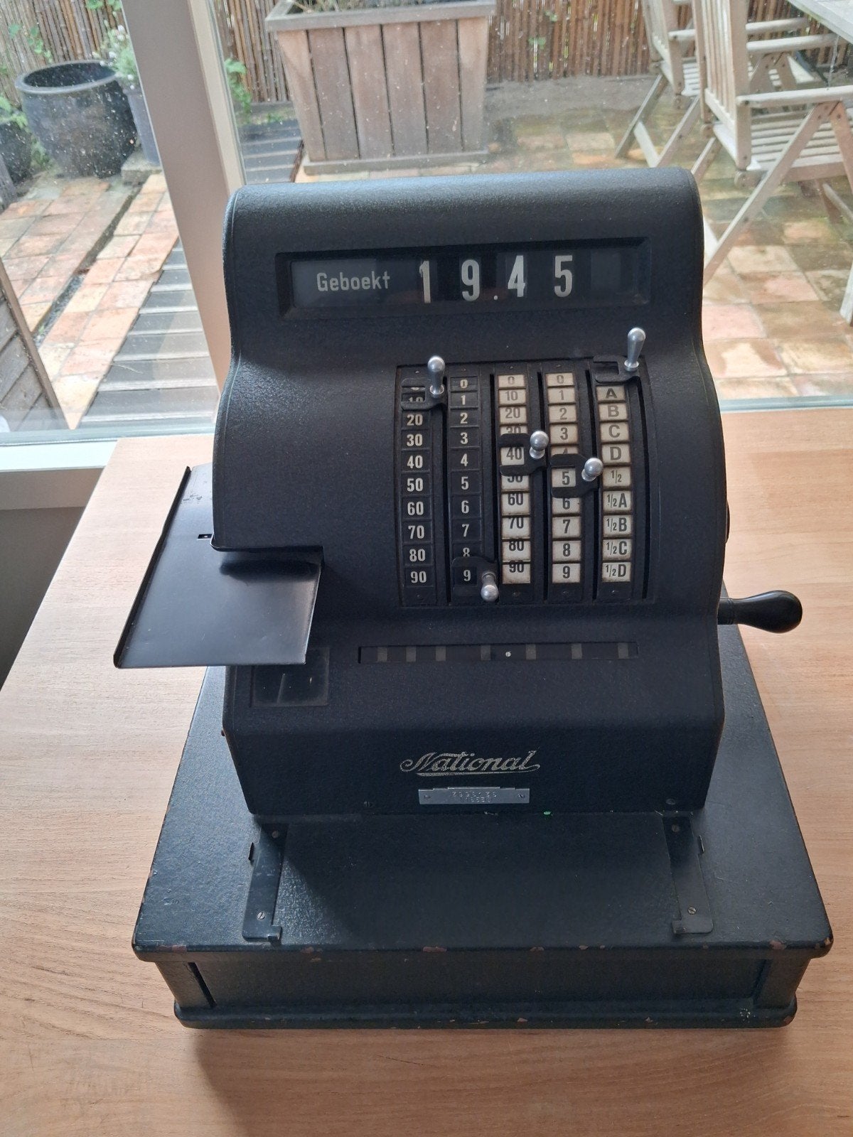 National kassa uit 1945, Antiek en Kunst, Ophalen