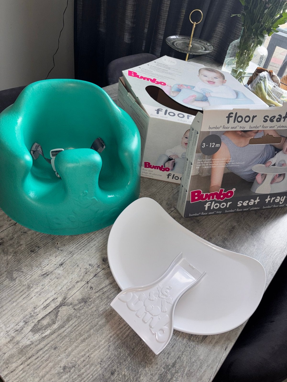 Bumbo Floor Seat met Tray - Zo goed als nieuw, Ophalen of Verzenden, Zo goed als nieuw, Overige typen, Afneembaar eetblad
