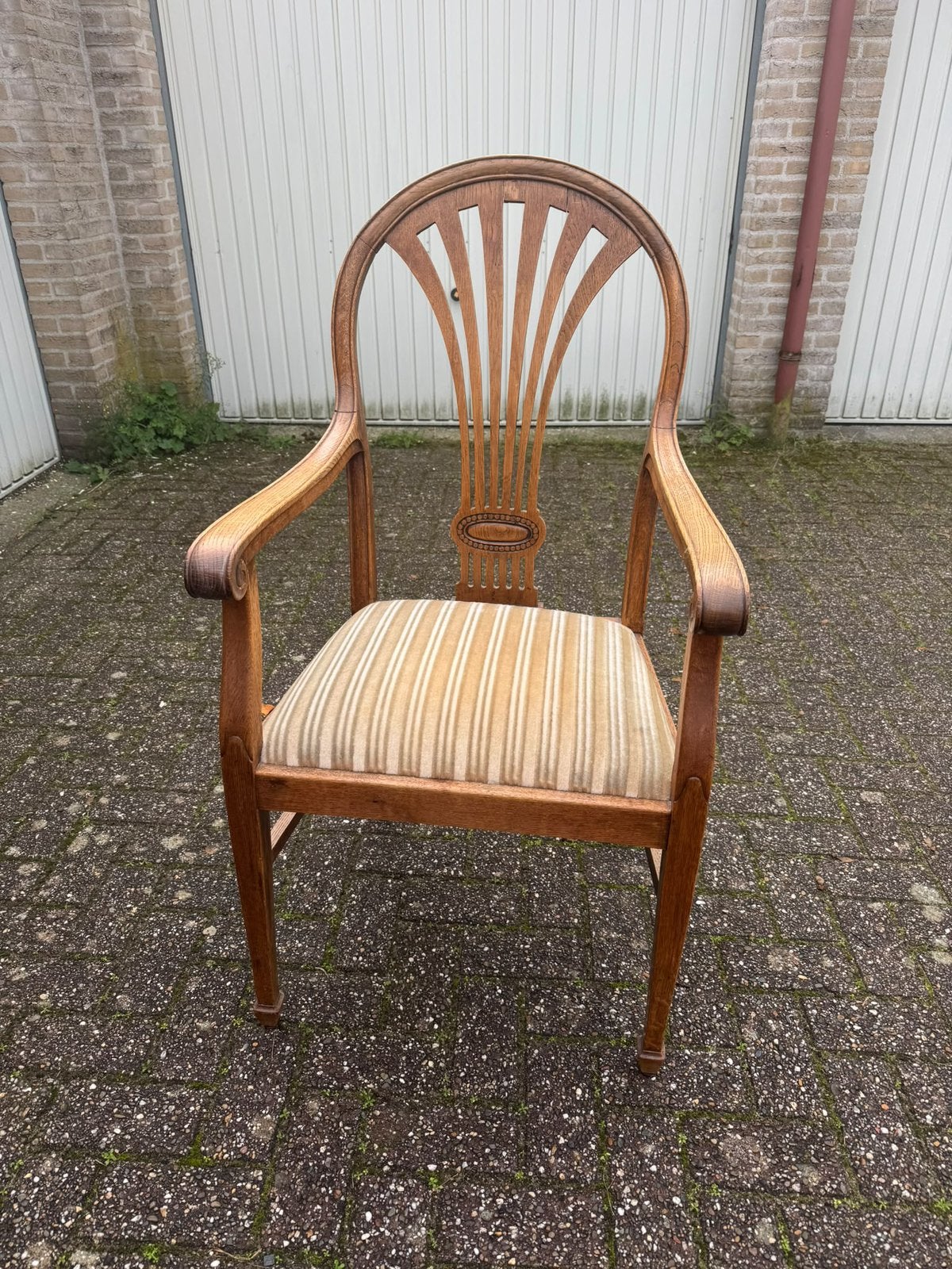 Vintage stoel engelse stijl, Ophalen