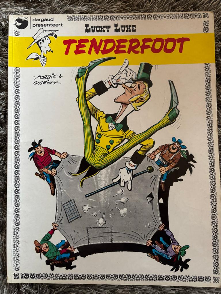 Lucky Luke - Tenderfoot (1977) - Dargaud Benelux, Boeken, Stripboeken, Eén stripboek, Ophalen of Verzenden, Gelezen