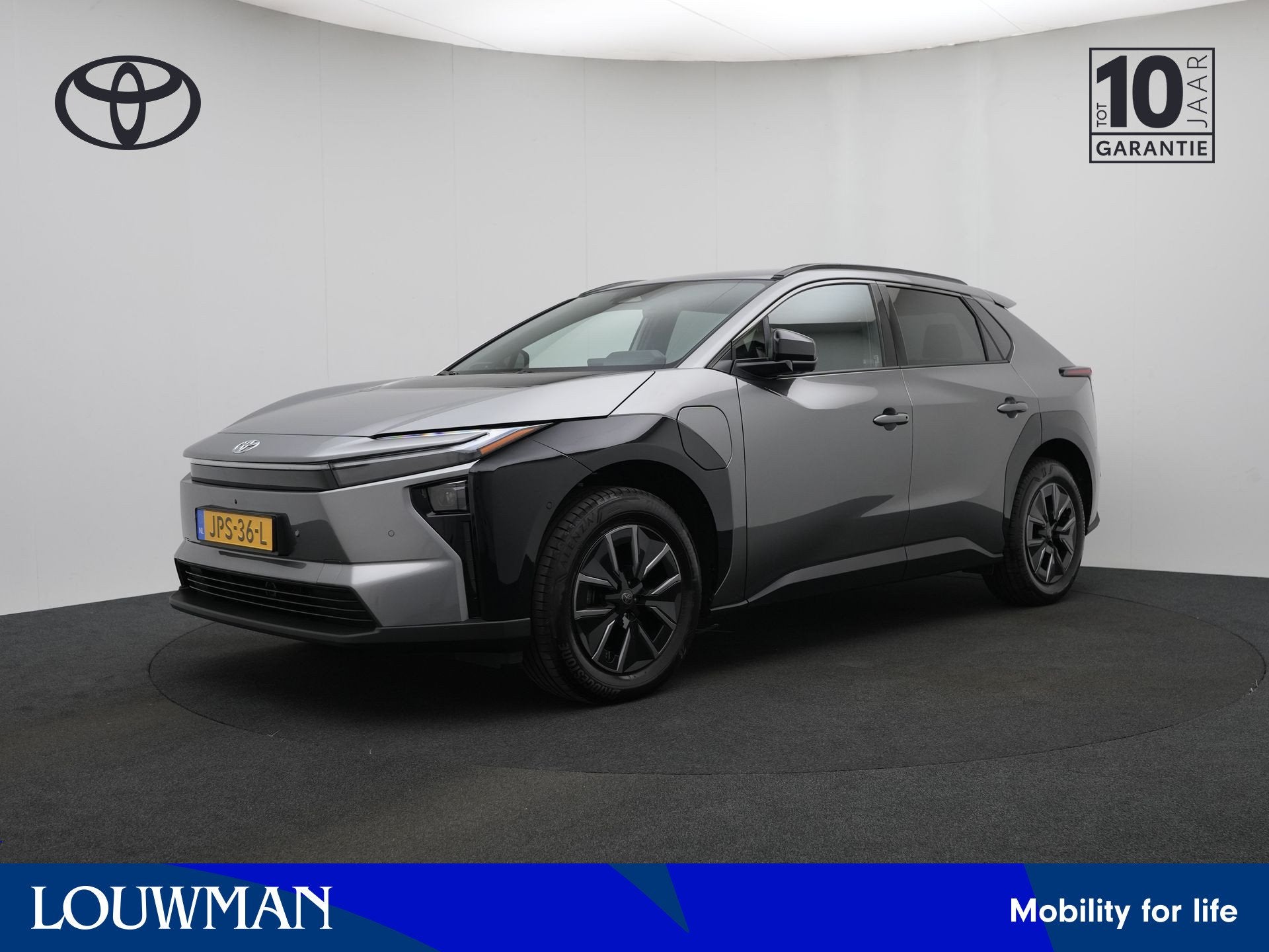 Toyota Bz4x Executive 73 kWh | Demonstratie auto | Beenverwa, Stof, 559 km, Origineel Nederlands, 199 min