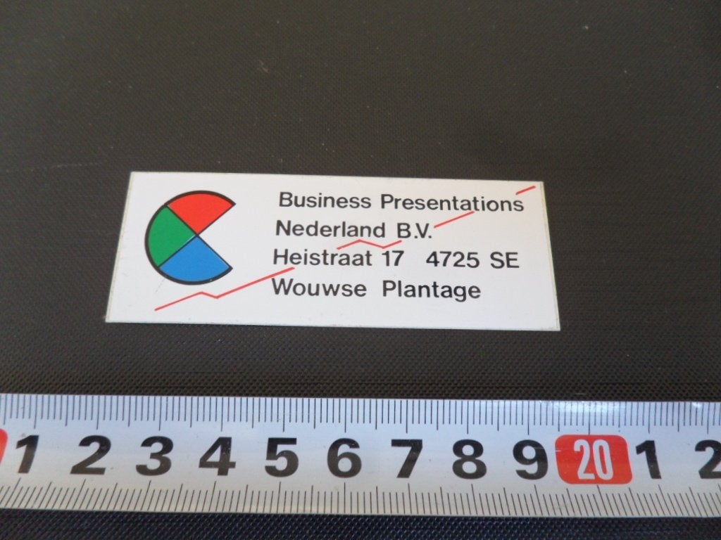 sticker wouwse plantage business presentations heistraat 17*, Verzamelen, Ophalen, Zo goed als nieuw