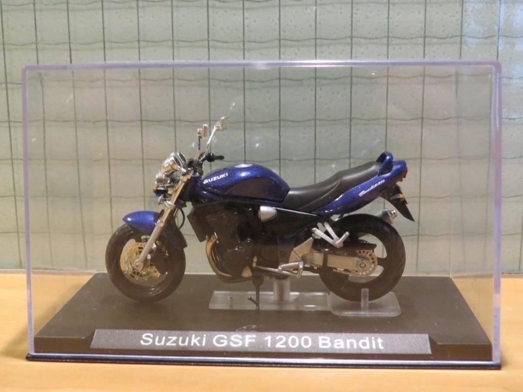Suzuki Bandit GSF1200 N 1:24, Serviceclientele@altaya.be, Nieuw, Ophalen of Verzenden, Motor
