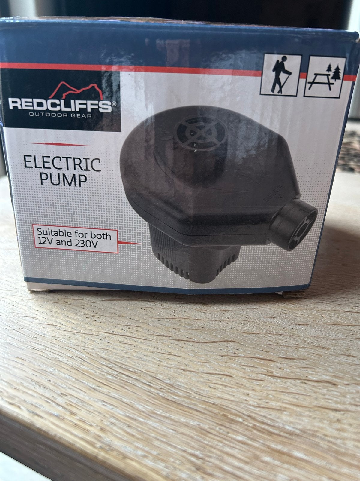 Redcliffs Elektrische Pomp 12V/230V - Outdoor Gear, Caravans en Kamperen, Kampeeraccessoires, Ophalen, Nieuw