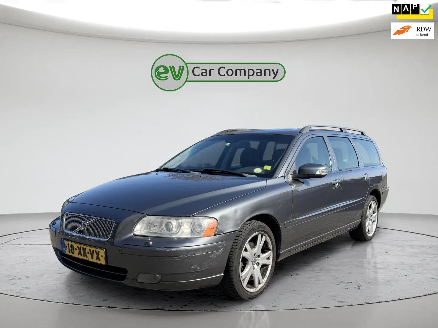 Volvo V70 2.4 Edition Sport | Automaat | Panoramadak | Memor, 1498 kg, 2435 cc, Zilver of Grijs, 84 €/maand