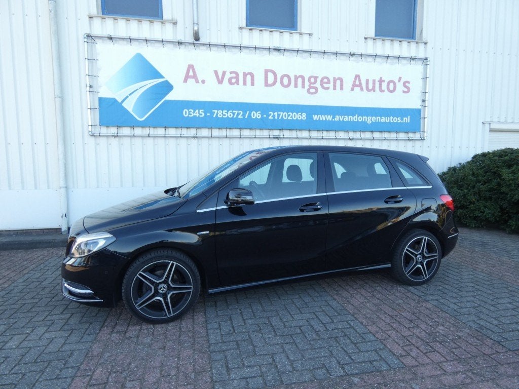 Mercedes-benz B-KLASSE 180 AMBITION Automaat,Navi,Xenon,Came, Euro 5, 1325 kg, Gebruikt, 4 cilinders