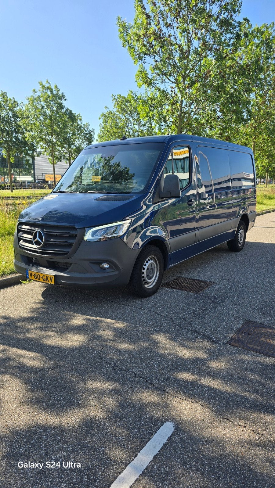 Mercedes Sprinter 317 CDI MBUX-uitvoering uit 2021, Auto's, Voorwielaandrijving, Stof, Blauw, Mercedes-Benz