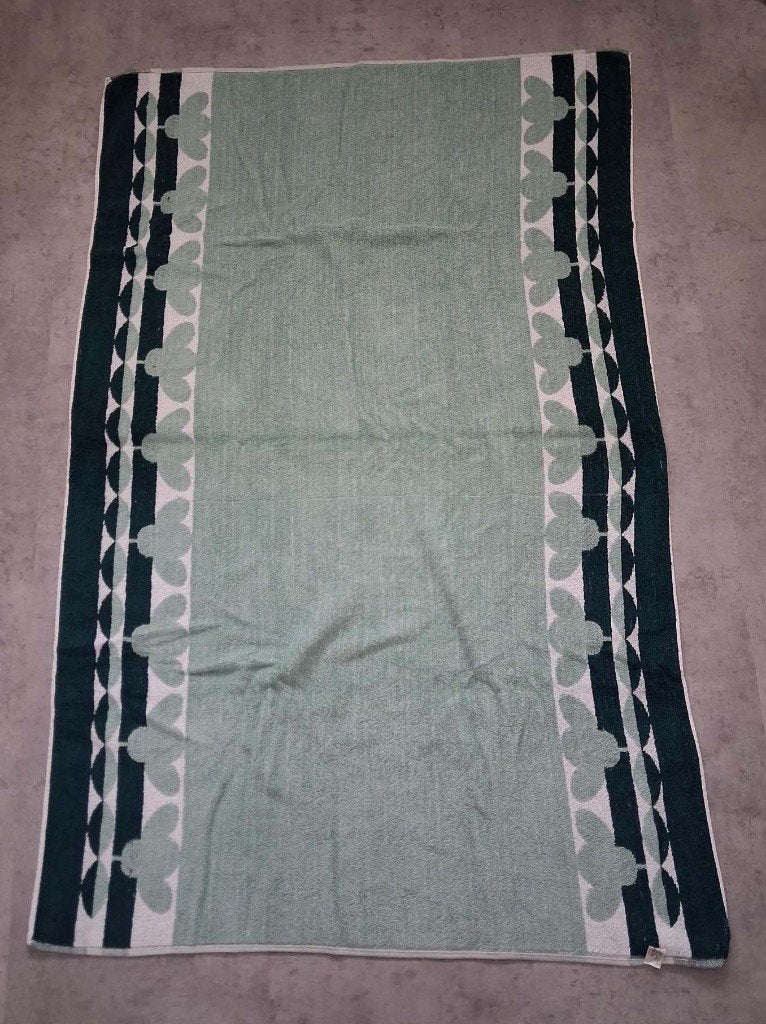 BADLAKEN / Handdoek mint kleurig. 90 X 135 cm, Ophalen of Verzenden, Zo goed als nieuw, Overige kleuren, Badlaken