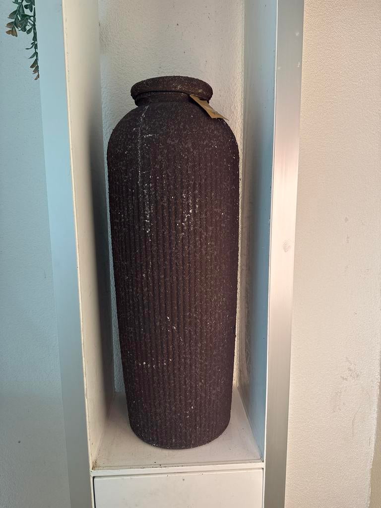 Decoratieve Aardewerken Vaas - Rustieke Bruine Pot, Overige kleuren, 50 tot 75 cm, Nieuw, Ophalen of Verzenden