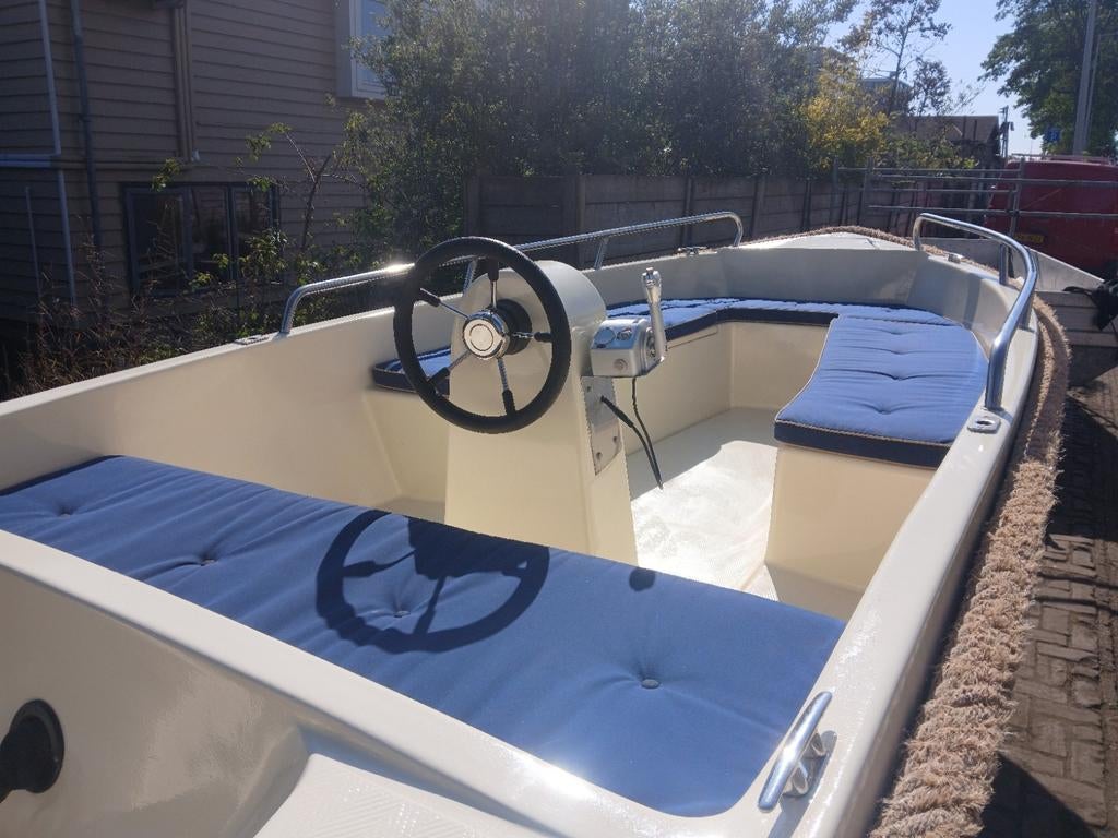 Elektrische sloep 5 pers | 6PK motor NIEUW | 5kWh accu (8 cy, Watersport en Boten, Ophalen, Tot 10 pk, Elektrisch, Zo goed als nieuw