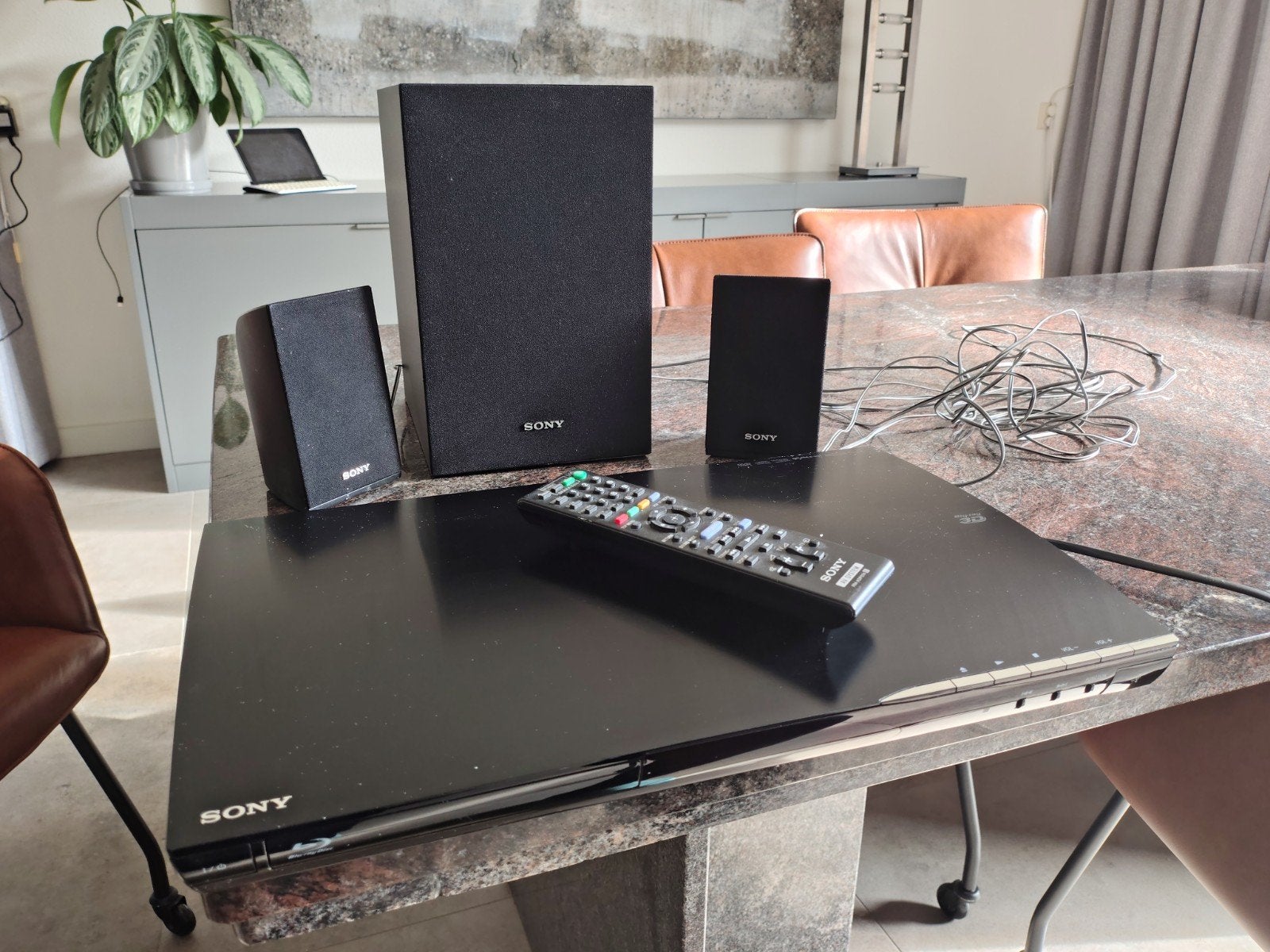 Sony BDV-EF220 Blu-ray Home Theatre Systeem, Gebruikt, 2.1-systeem, Blu-ray-speler, Ophalen of Verzenden
