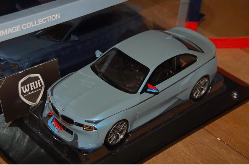1:18 BMW 2002 HOMMAGE Norev special edition in box UNIEK WRH, Hobby en Vrije tijd, Modelauto's | 1:18, Verzenden, Zo goed als nieuw