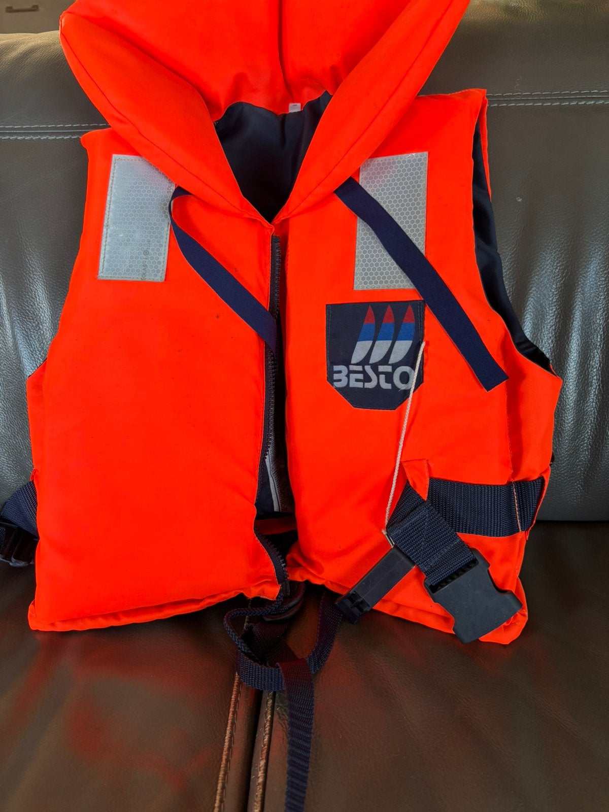 Besto zwemvest Junior 30 - 40 kg, Watersport en Boten, Ophalen of Verzenden, Zo goed als nieuw, Overige typen