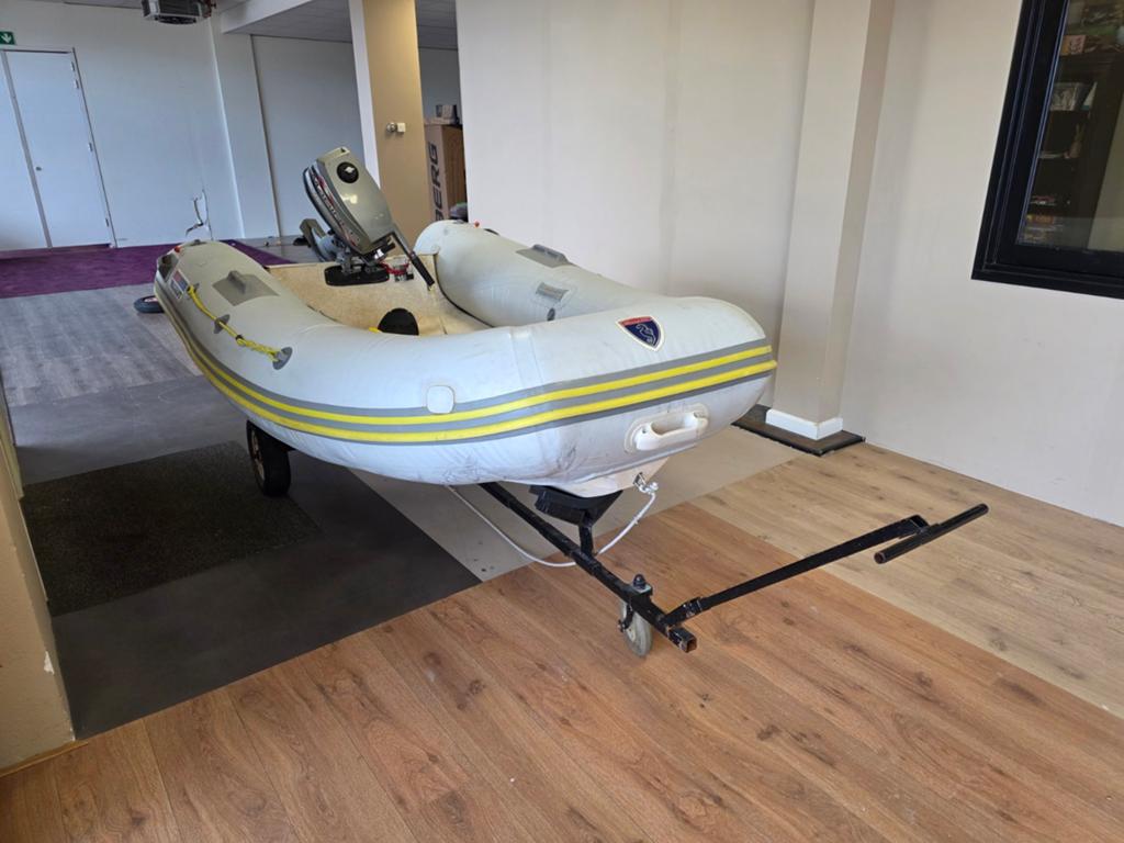 Valiant rubberboot met marinier 4 pk motor trailer, Watersport en Boten, Ophalen of Verzenden, Gebruikt, Overige typen