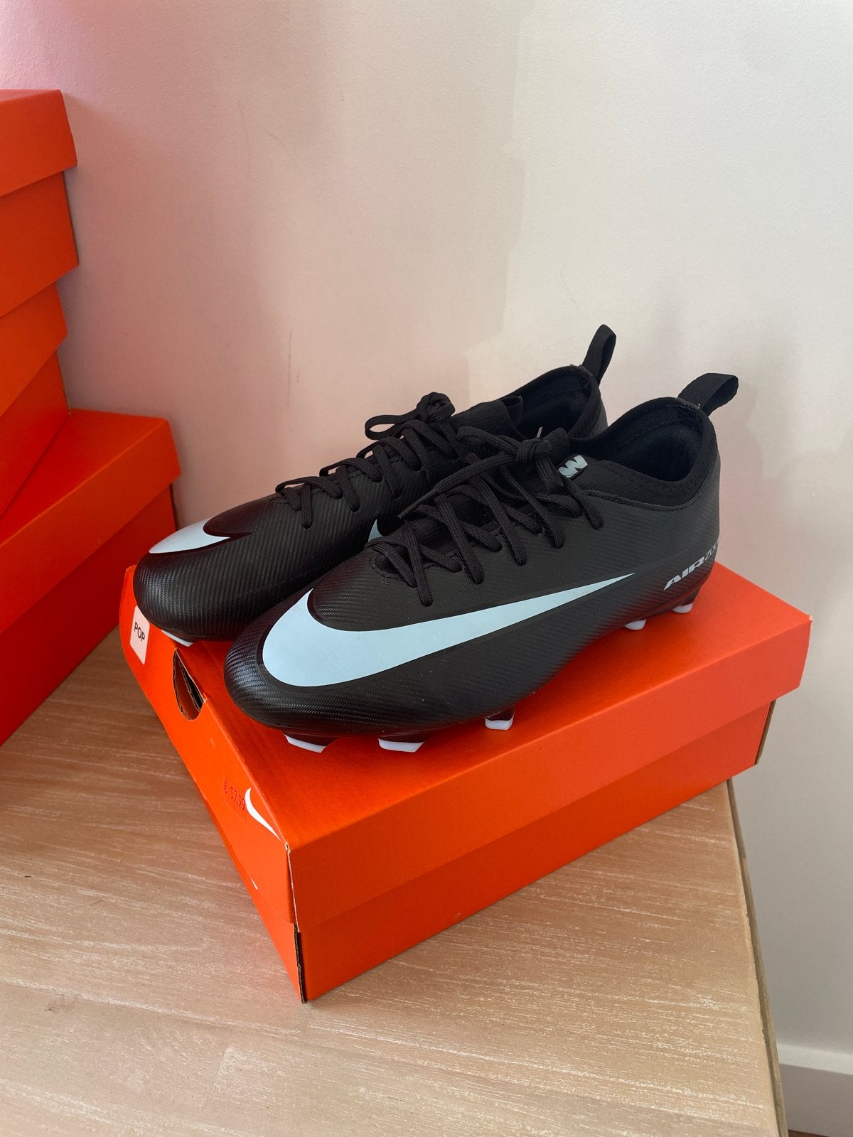 Nike Vapor Pro 16 voetbalschoenen - Maat 38,5, Ophalen of Verzenden, Nieuw, Schoenen