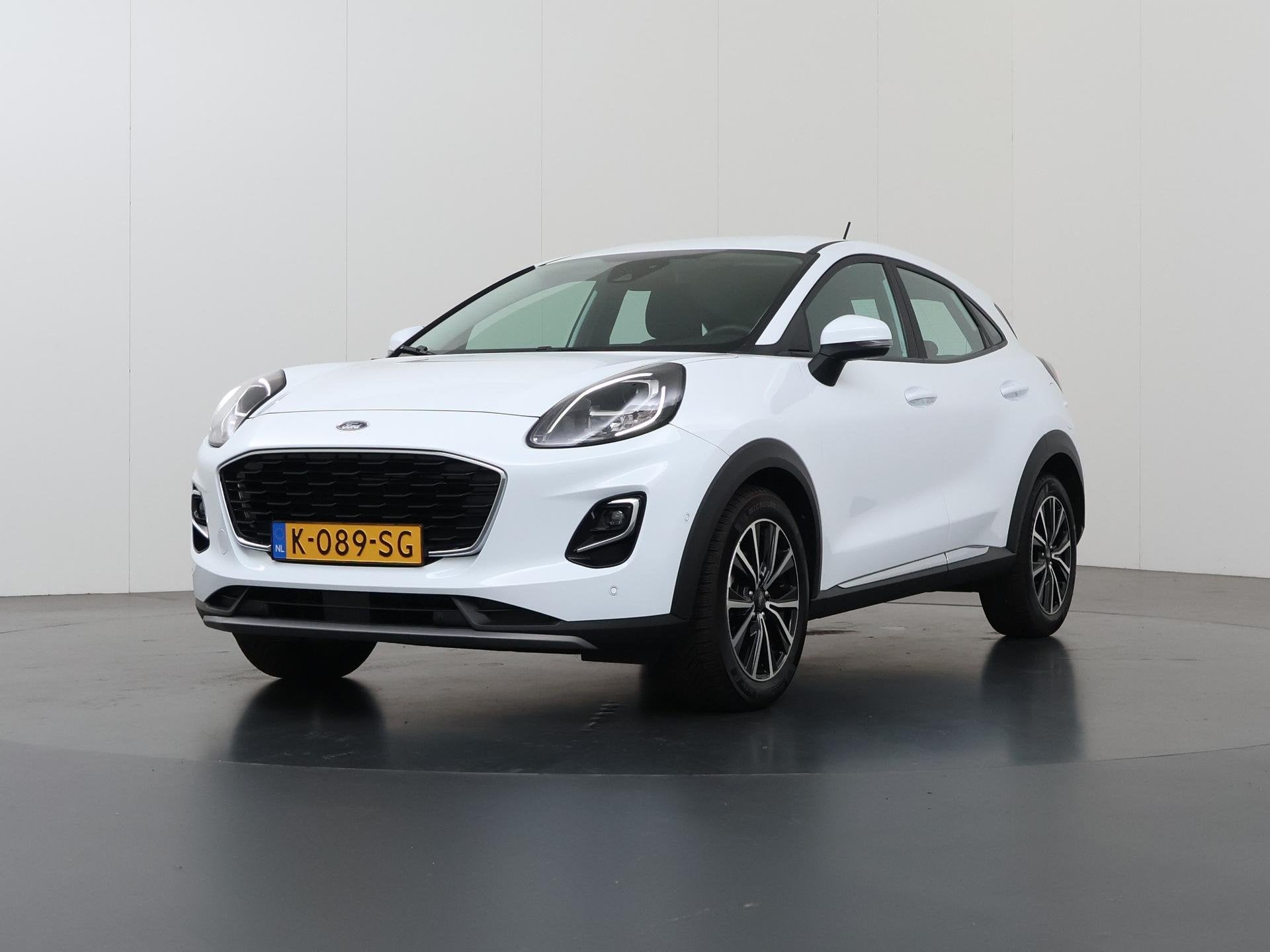 Foto 40 van Ford Puma 1.0 EcoBoost Hybrid Titanium | Winterpakket | Crui