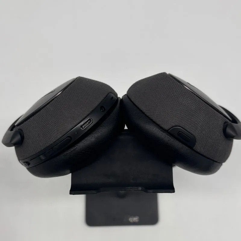 Bowers & Wilkins koptelefoon { PX 7 }, Bowers and Wilkins, https://www.bowerswilkins.com/nl-nl/support/customer-care.html, Gebruikt