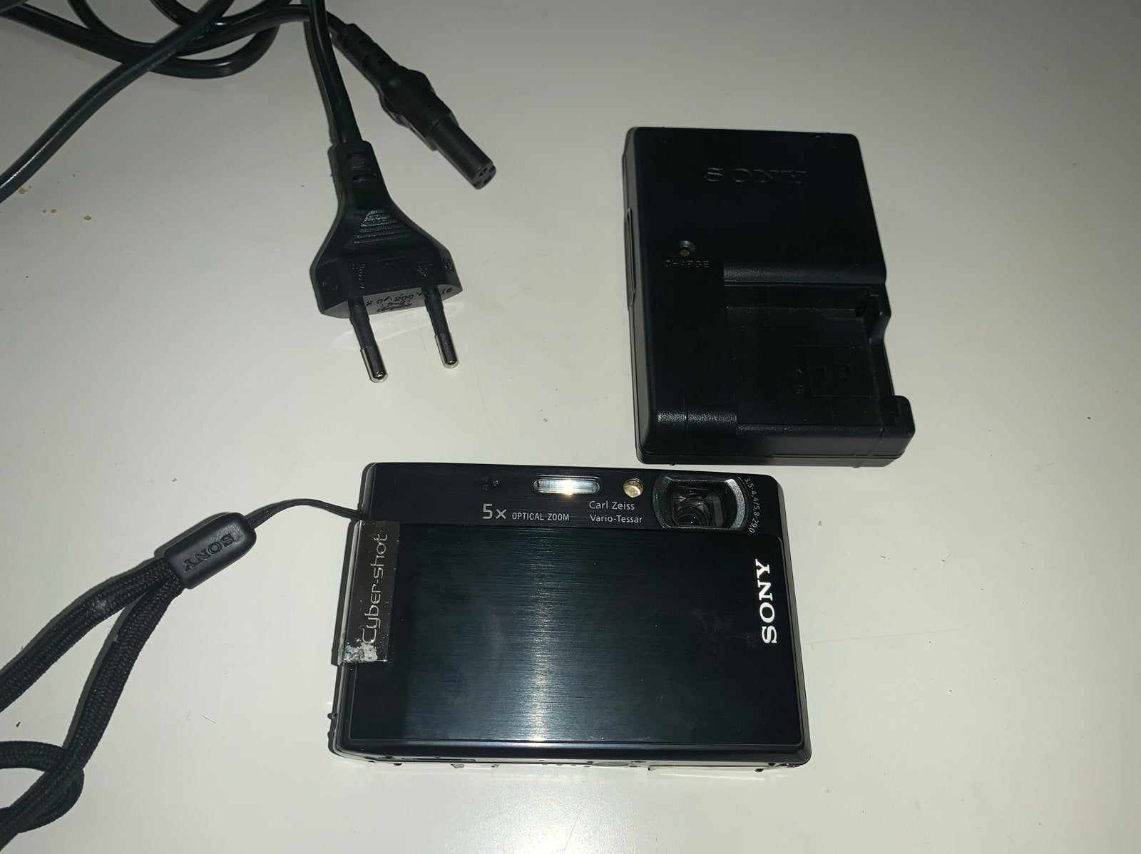 Sony Cyber-shot DSC-T100 Compact Camera - Zwart, Compact, Ophalen of Verzenden, Zo goed als nieuw, 4 t/m 7 keer