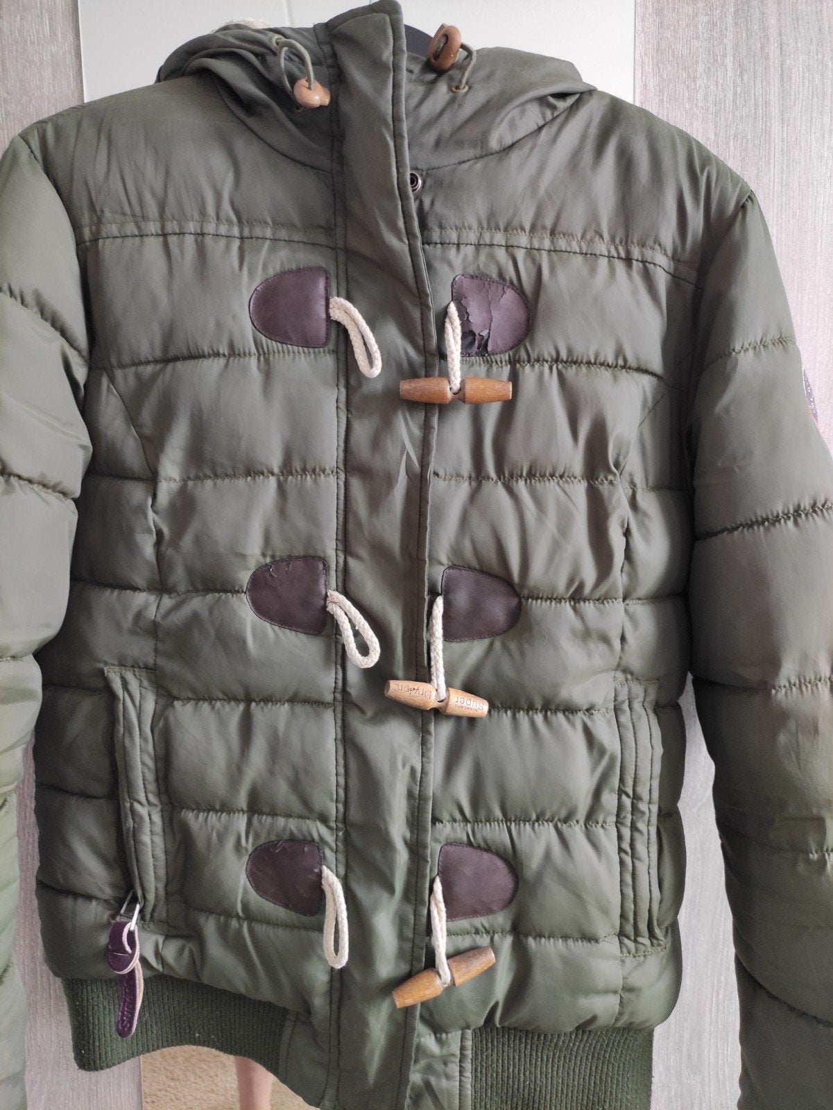 Super Dry Sports gewatteerde jas M, Kleding | Dames, Superdry, Ophalen of Verzenden, Gedragen, Groen