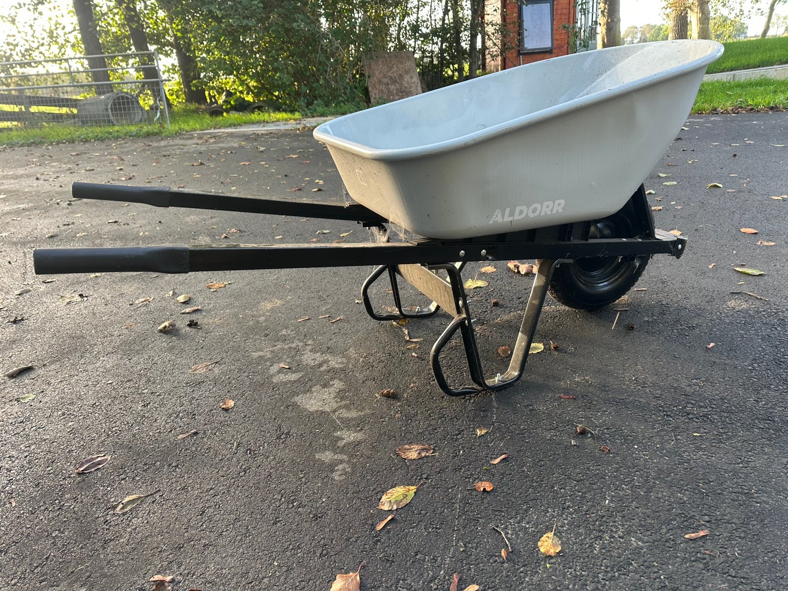 Tekoop Z.G.A.N aldorr kruiwagen, Ophalen, Zo goed als nieuw, Handmatig, Eenwielig