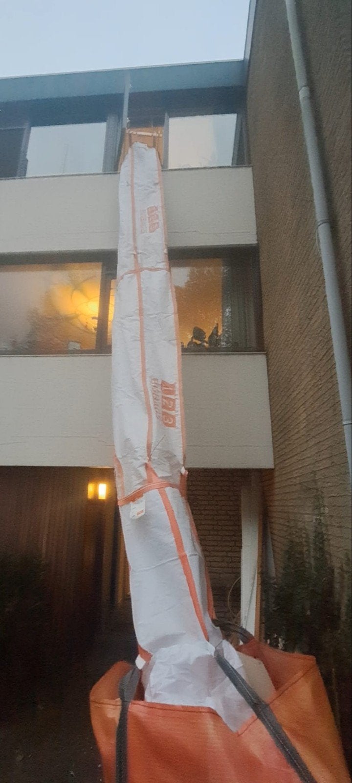 Stortslurf Easychute, flexibel, 9 meter, Ophalen, Gebruikt, 6 meter of meer, 80 mm of meer