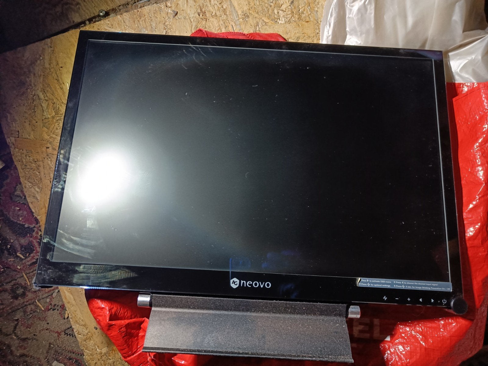 AG Neovo RX-W22 Monitor - beveiliging scherm, Computers en Software, Ophalen, Gebruikt, AG Neovo, Full HD