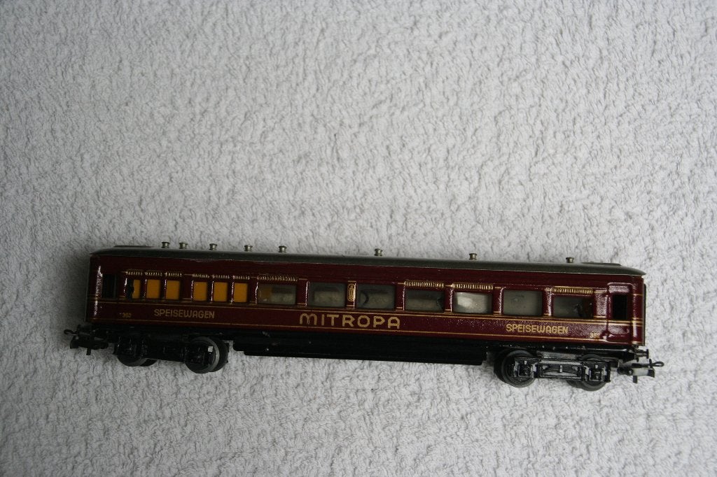 Marklin HO 352 Mitropa SPEISEWAGEN Restaurant wagon (5.16), Hobby en Vrije tijd, Modeltreinen | H0, Wisselstroom, Gebruikt, Wagon