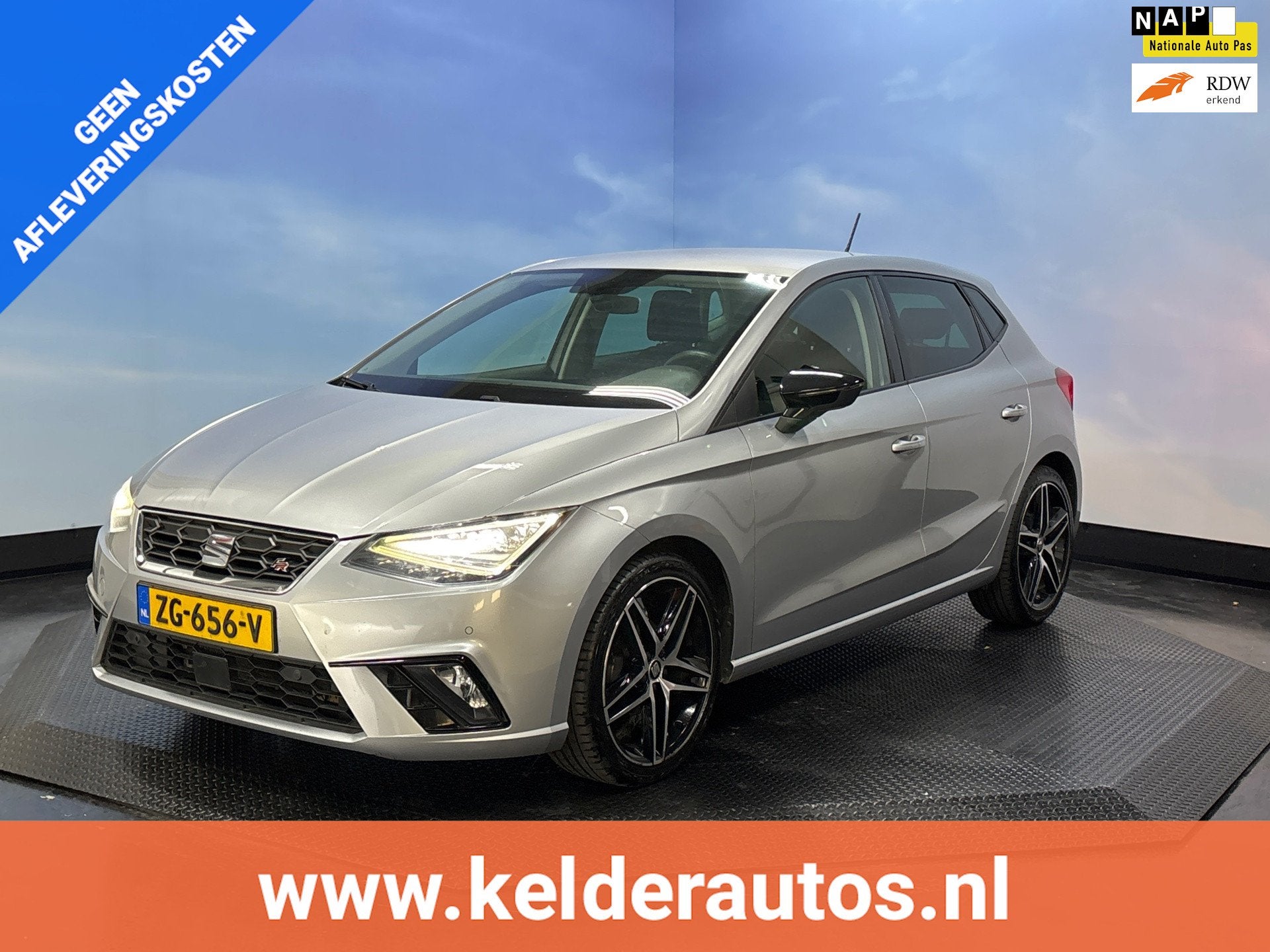 Seat Ibiza 1.0 TSI FR Business Intense CarPlay, Stoelverwarm, Voorwielaandrijving, Stof, 95 pk, Ibiza