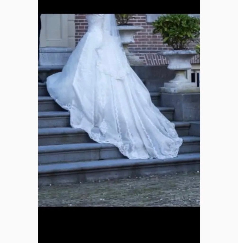 Prachtig trouwjurk bruidsjurk gelinlik TE KOOP OF TE HUUR, Ophalen, Zo goed als nieuw, Overige kleuren, Trouwjurk