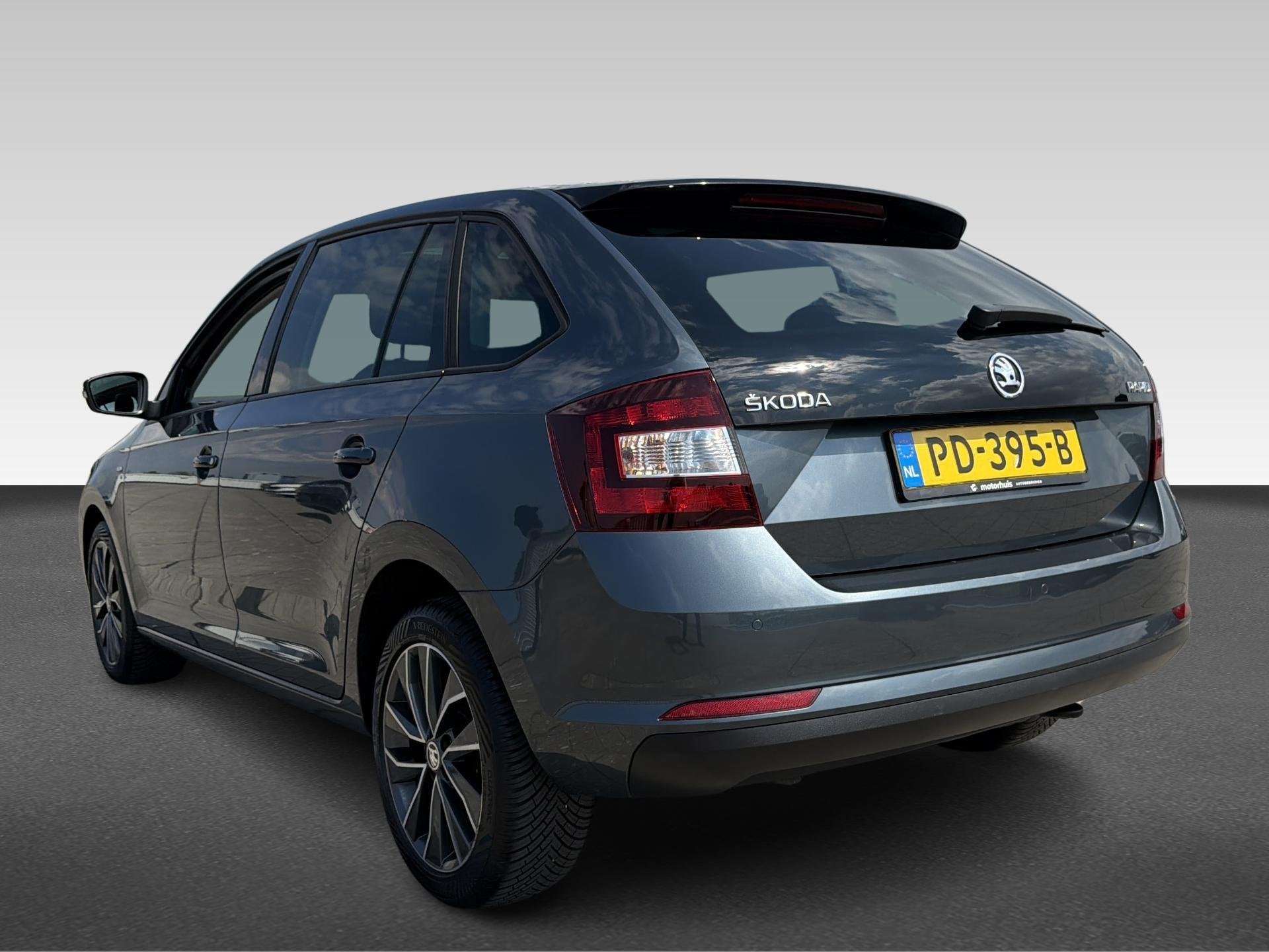 Skoda Rapid Spaceback 1.2 TSI Greentech Drive, Navigatiesysteem, Gebruikt, Euro 6, 4 cilinders