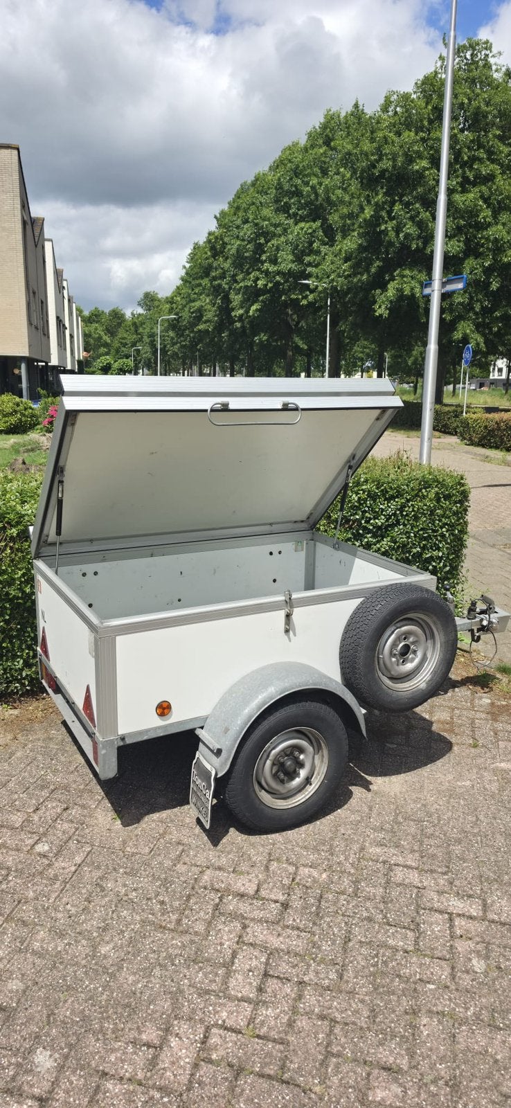 Bagagewagen huren 9 euro per dag, Ophalen, Zo goed als nieuw