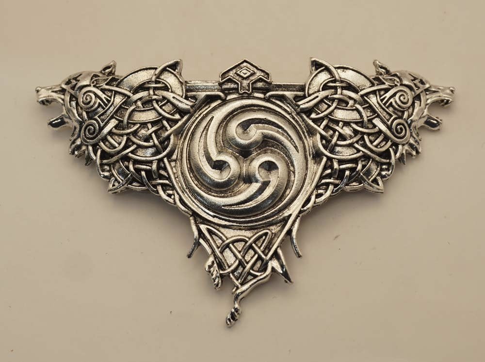 Metalen haarclip wolven met keltische knopen en spiraal, Importeur :  Riemen bretels, Marktplaats@riemen-bretels.nl, Haarspeld
