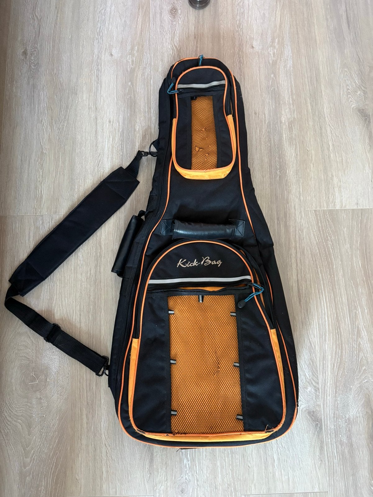 Gitaartas voor kindergitaar - Zwart/Oranje, Muziek en Instrumenten, Behuizingen en Koffers, Ophalen of Verzenden, Gebruikt, Akoestische gitaar