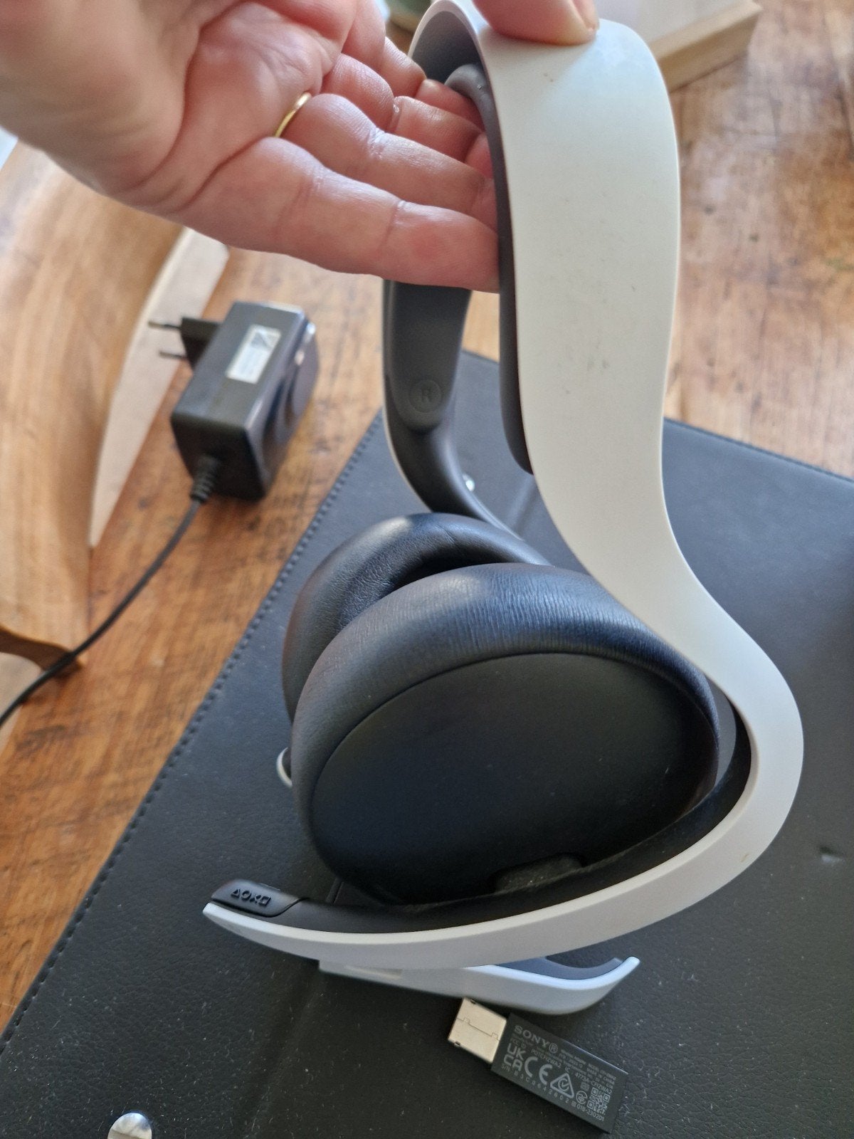 Sony PlayStation 5 Pulse 3D Headset - Defect, Ophalen, Overige controllers, PlayStation 5, Niet werkend