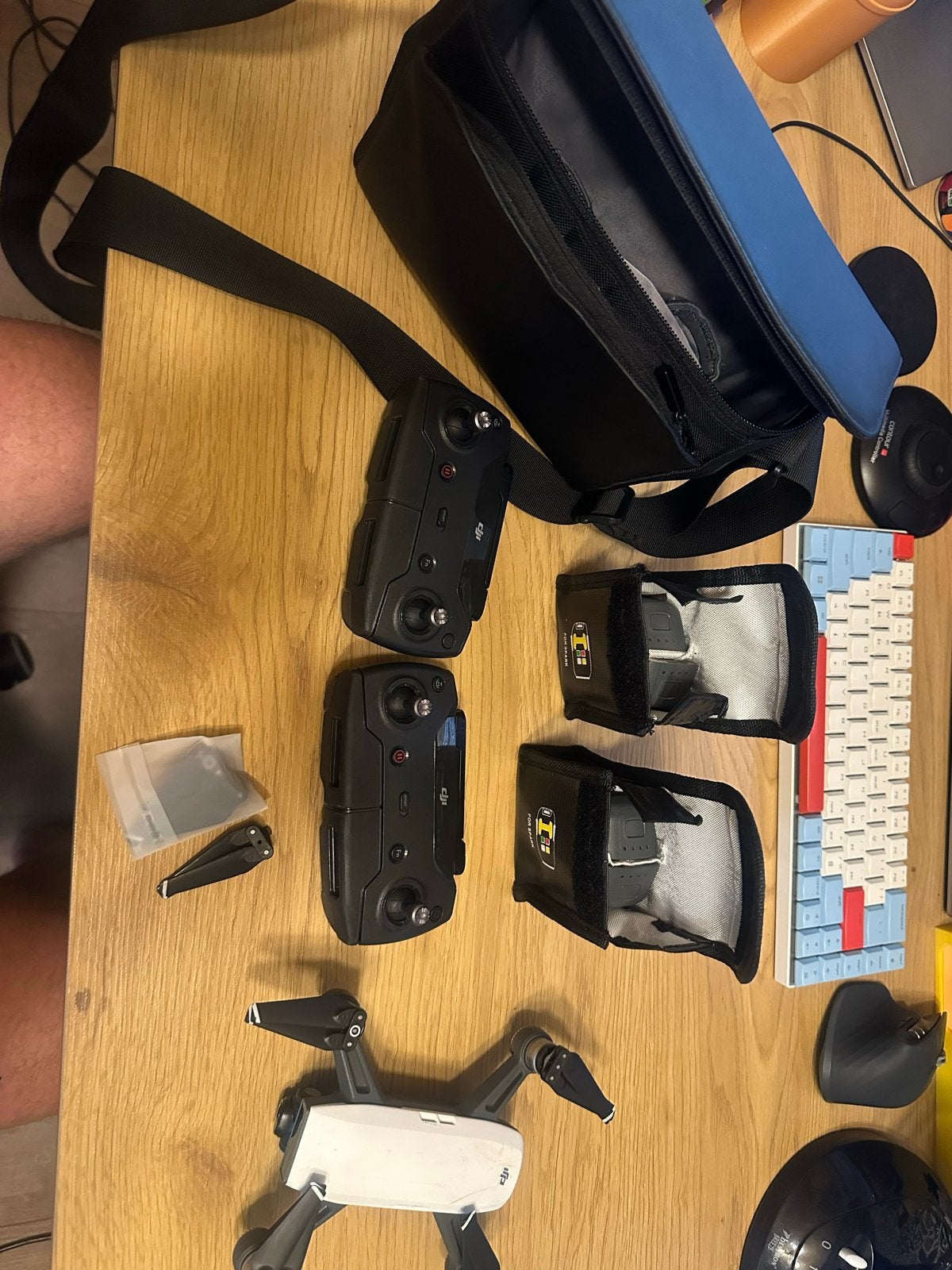 DJI Spark Fly More Combo met extra's, Gebruikt, Cameradrone, 100 tot 1000 meter, Extra accu('s)