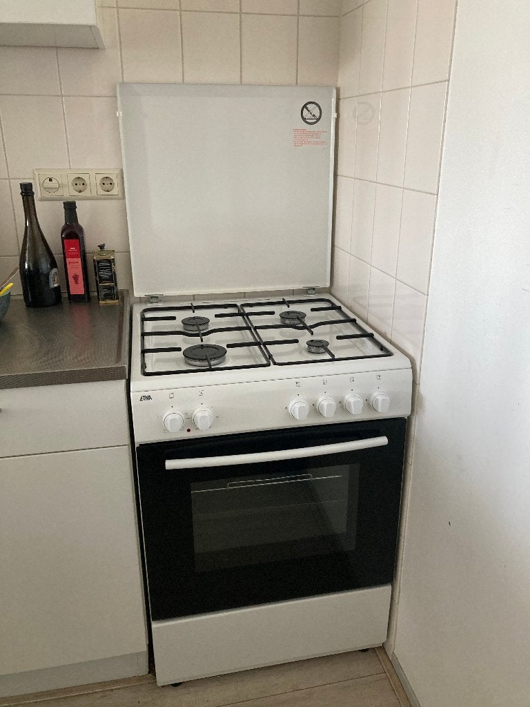 Etna vrijstaand gasfornuis met oven, Witgoed en Apparatuur, Fornuizen, Ophalen, Gebruikt, Grill, 4 kookzones