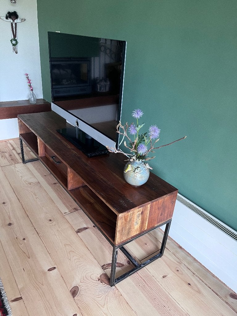 dressoir / tv kast, Ophalen, Gebruikt, 25 tot 50 cm