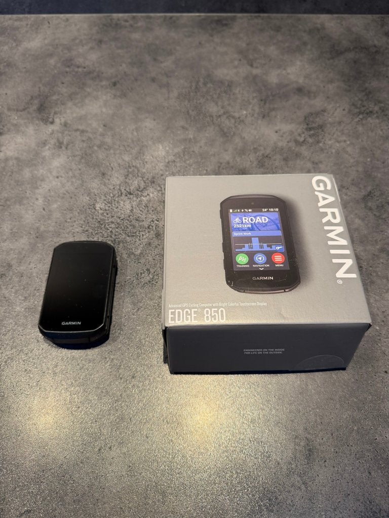 Garmin Edge 850, Fietsen en Brommers, Fietsaccessoires | Fietscomputers, Ophalen of Verzenden, Zo goed als nieuw