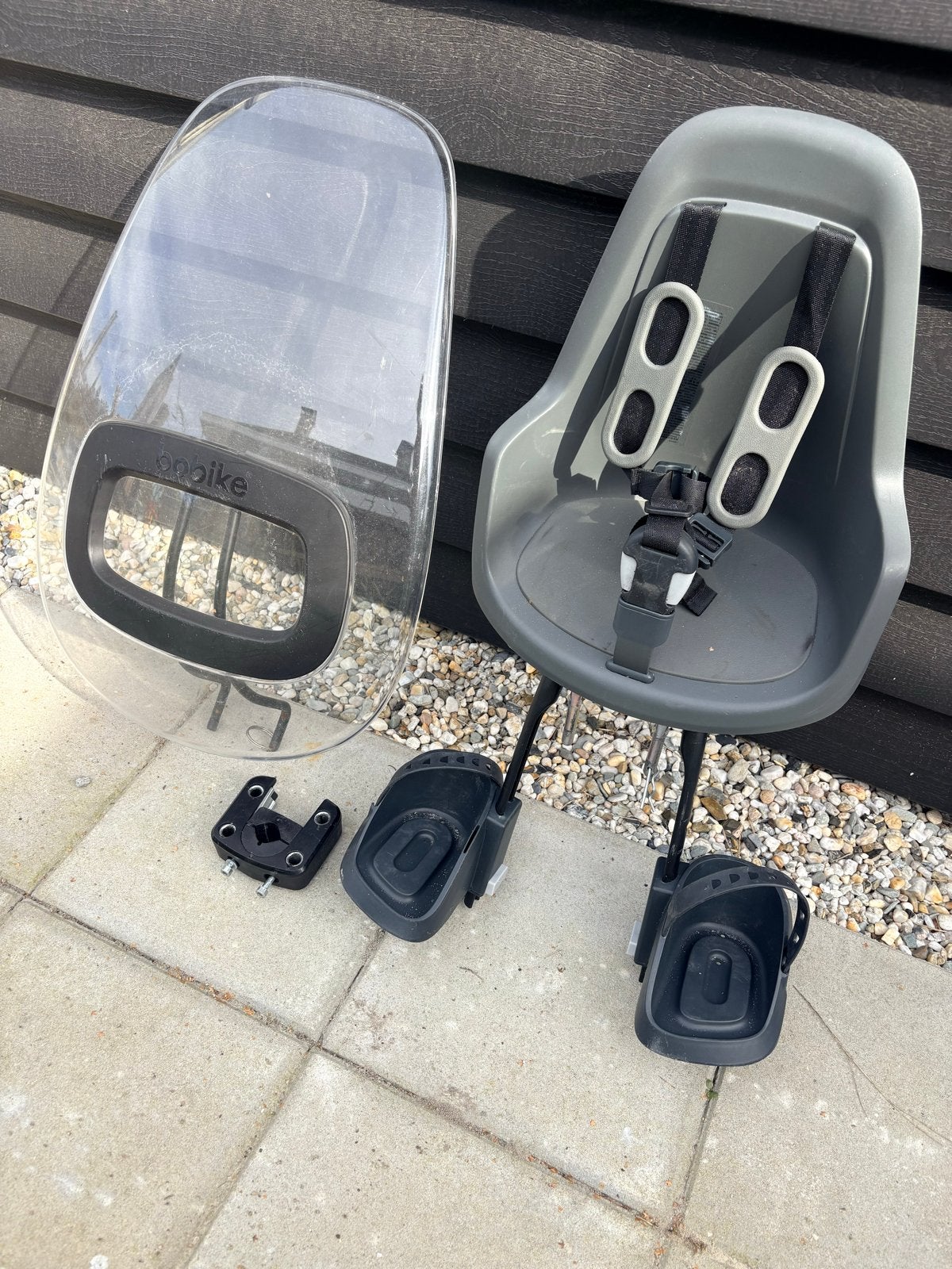 Bobike Mini One Urban fietsstoeltje met windscherm, Ophalen, Gebruikt, Voetsteuntjes, Voorzitje