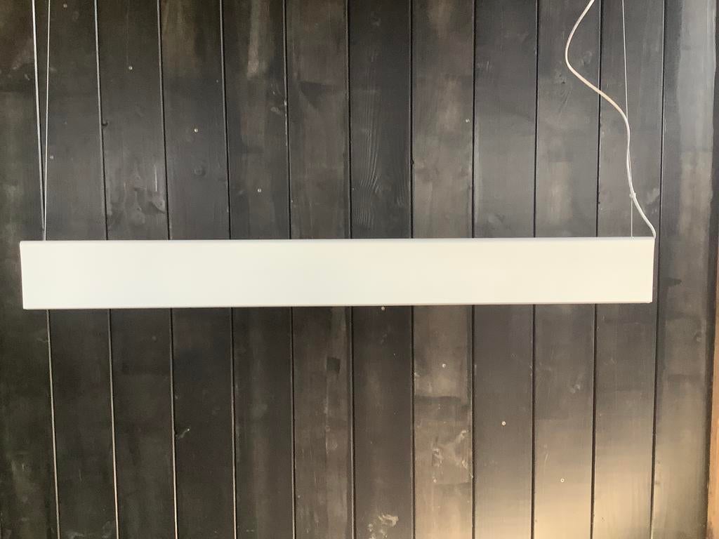 Moderne hanglamp modern en rank., Huis en Inrichting, Lampen | Hanglampen, Ophalen of Verzenden, Zo goed als nieuw, Minder dan 50 cm