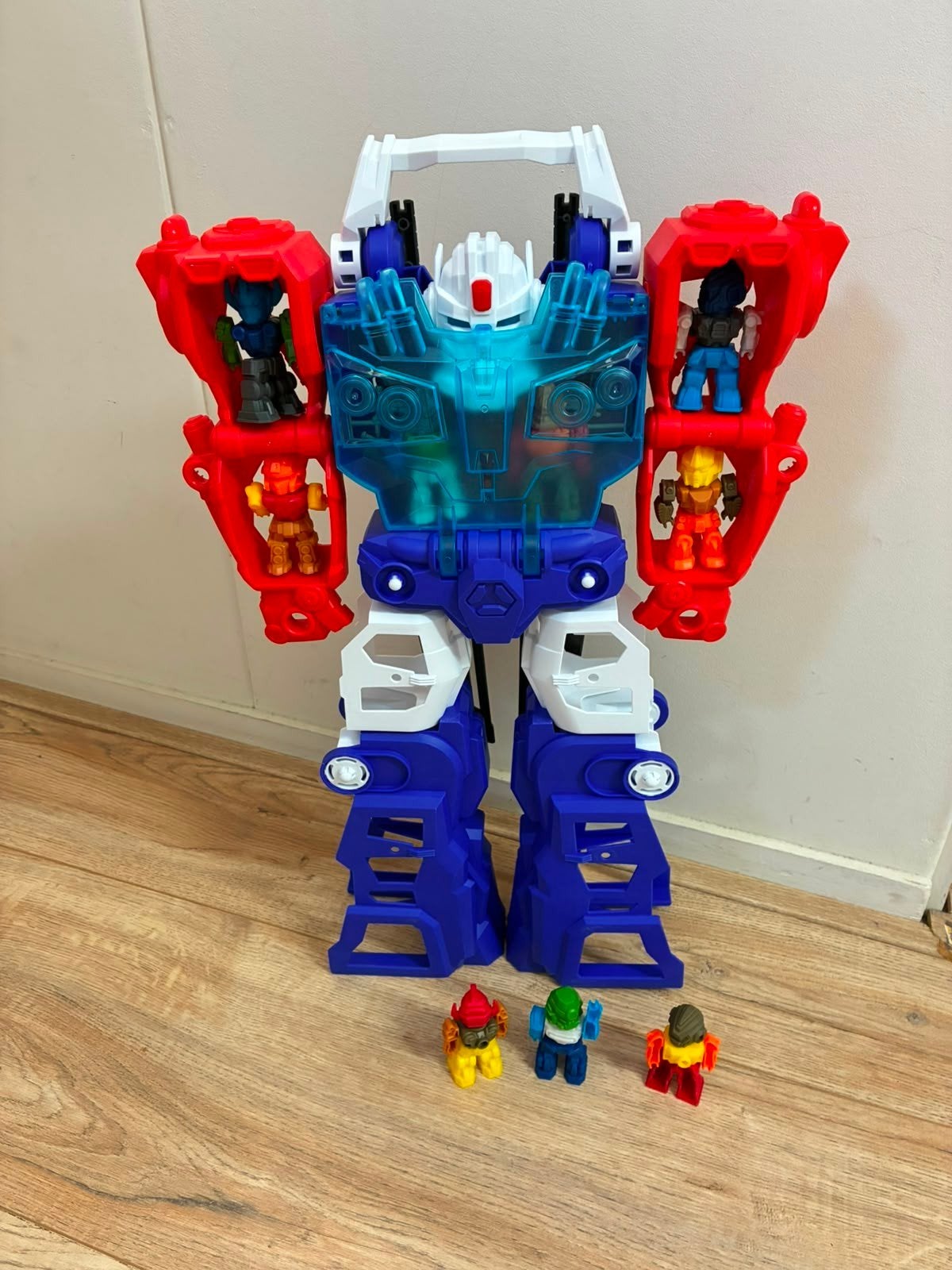 Grote Robot met Poppetjes - Actiefiguren Speelset, Ophalen of Verzenden, Gebruikt