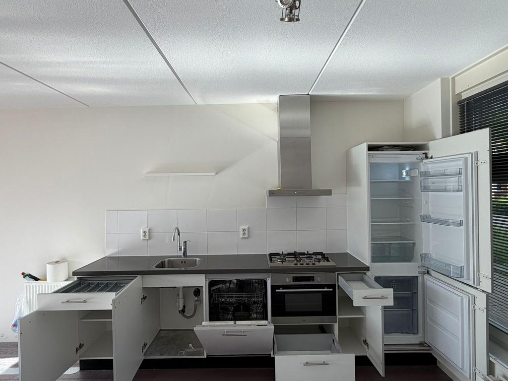 Complete, Nette Witte Keuken incl. Pelgrim Apparatuur, Huis en Inrichting, Keuken | Complete keukens, Zo goed als nieuw, Enkelwandige keuken